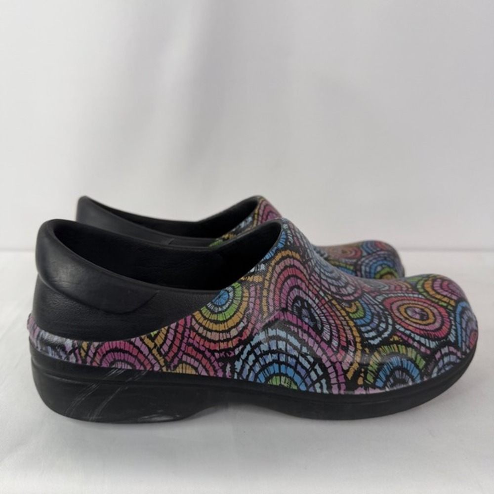 Crocs Neria Pro II Graphic Clog Womens 8 Black Multicolor Slip Resistant - Picture 7 of 11